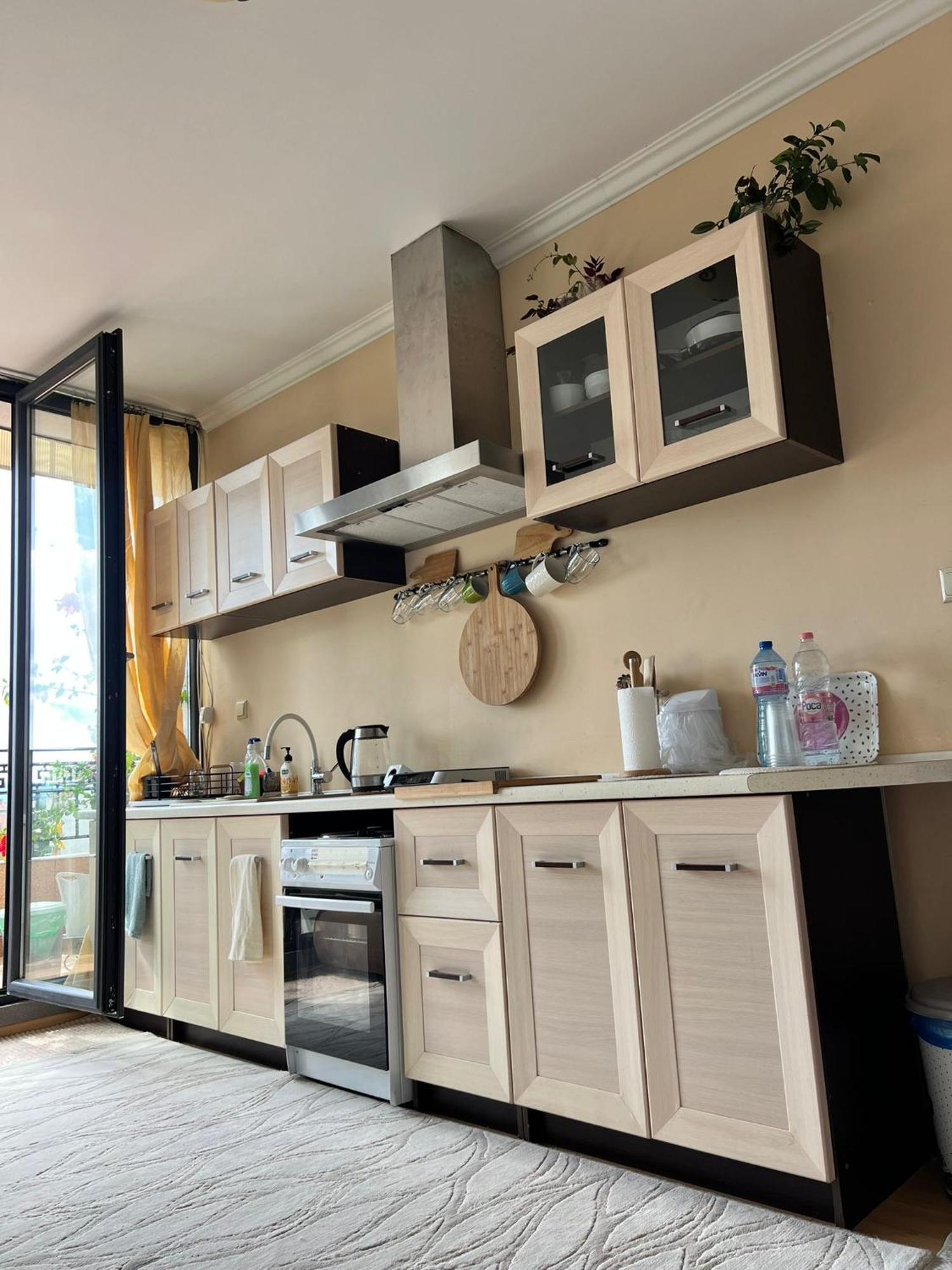 Downtown Central Apartment With Working Kitchen, City Views & Free Parking Kazanlŭk Exterior foto