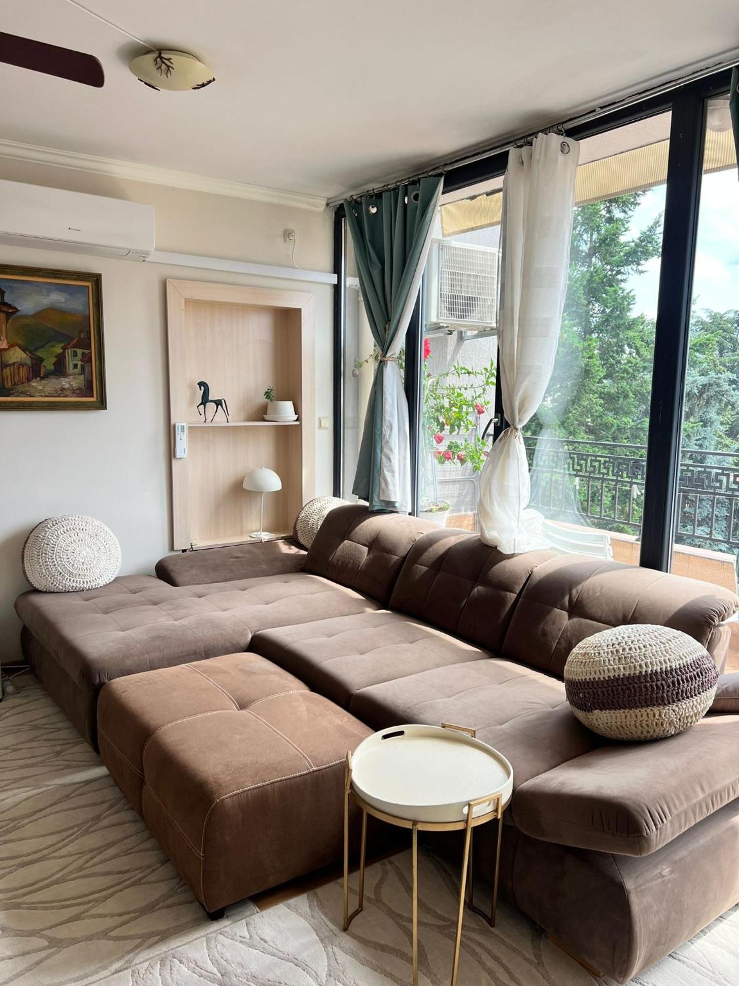 Downtown Central Apartment With Working Kitchen, City Views & Free Parking Kazanlŭk Exterior foto