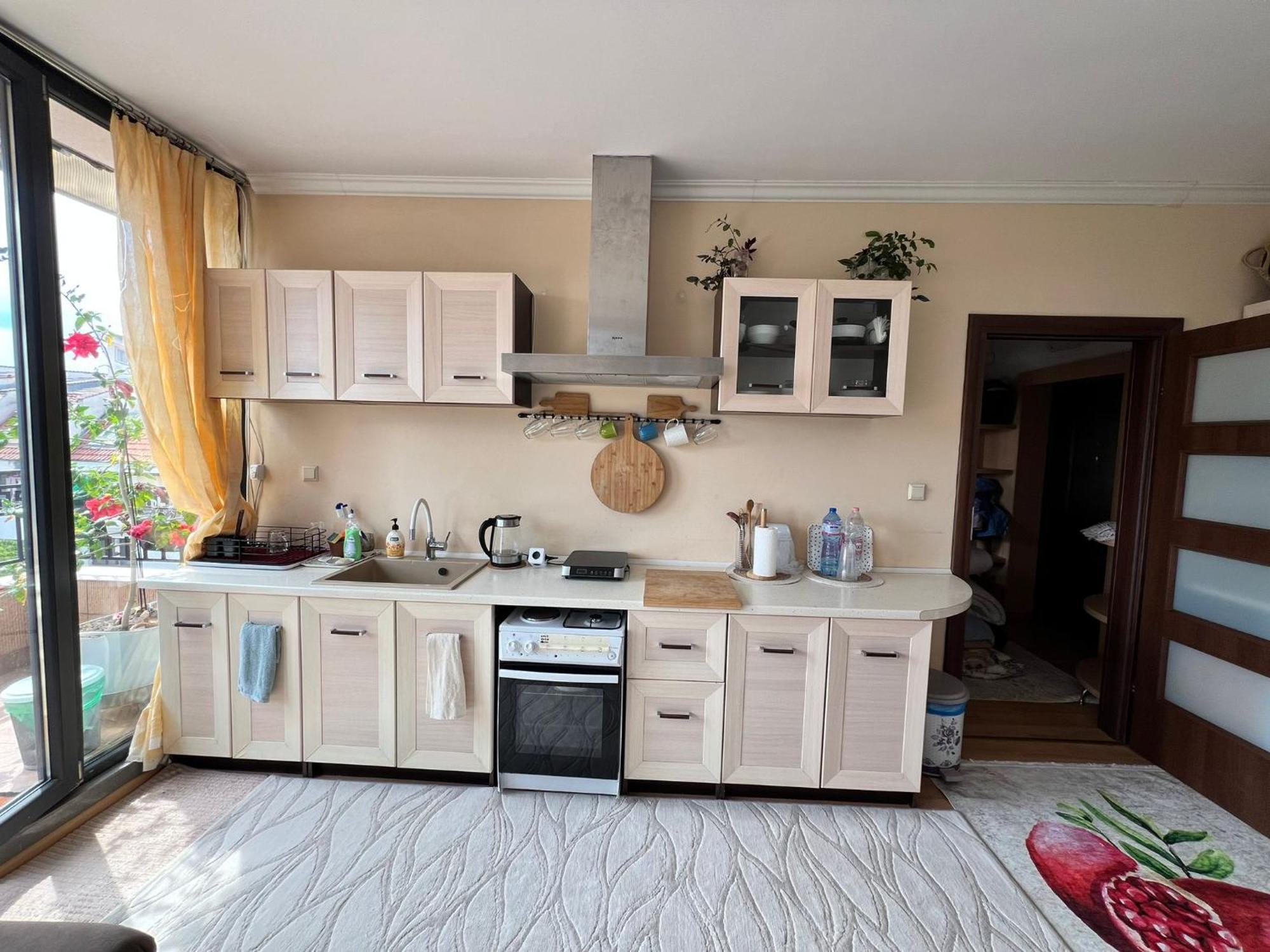 Downtown Central Apartment With Working Kitchen, City Views & Free Parking Kazanlŭk Exterior foto